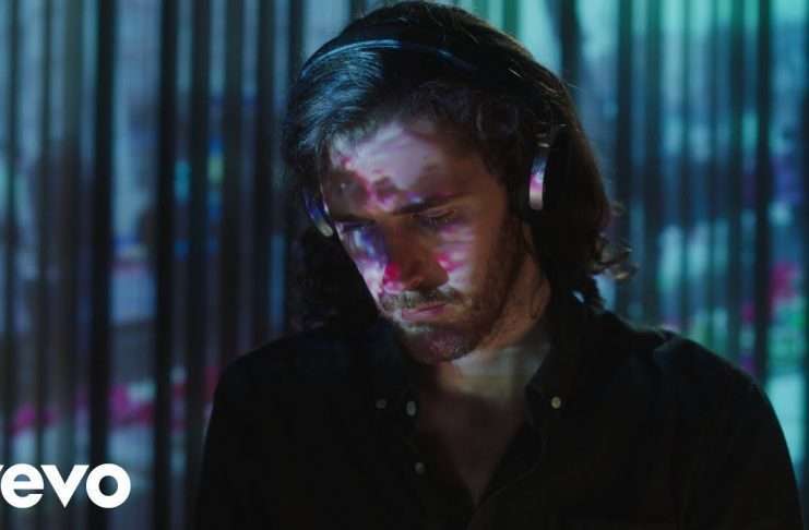 Song of the Moment : Hozier – Nina Cried Power ft. Mavis Staples(video)