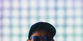 King Street Sounds is back with another floor moving single,from Cray Pray incl. Cube Guys Remix