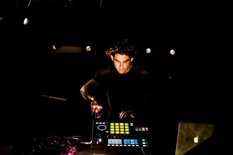 Electronic Producer Gidon Schocken releases ‘Immerse LP’!