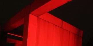 Premiere: Munsinger – Steel Ribbons (TJALK)