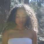 Watch: UMI – Picture Perfect (music video)