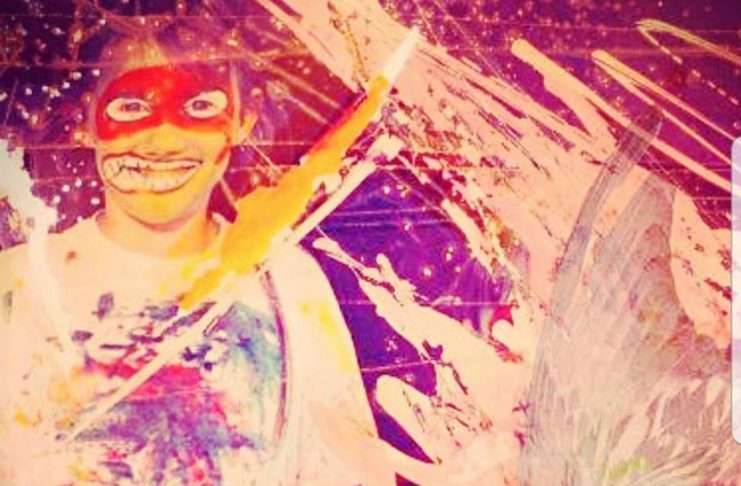 Premiere: The Microdance – Lovesick Kisses