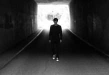 Sam Holland delivers ‘Supersonic / Banshee’ (incl. James Solace remix) on Four Thirty Two