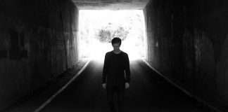 Sam Holland delivers ‘Supersonic / Banshee’ (incl. James Solace remix) on Four Thirty Two