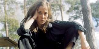 Perila announces her debut album “How Much Time it is Between You and Me?” on Smalltown Supersound