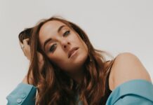 AmyElle drops exhilarating new single ‘Let Me In’