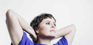 Steffi announces new album “The Red Hunter”