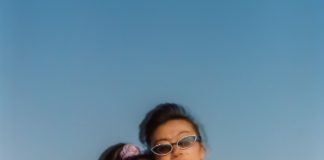 Awkward Moments – Life On Venus (Trey Mirror Remix)