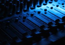 Electronic ConnectFM 30