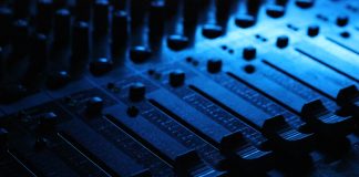 Electronic ConnectFM 30