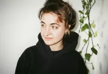 Johanna Knutsson continues her ongoing investigation of unconventional dancefloor territory on new Red Curls EP