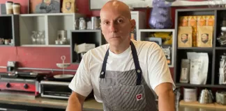 DJ 3000 marks a decade of musical passion and artistic evolution with Mezë, his fifth full-length on the mighty Motech label